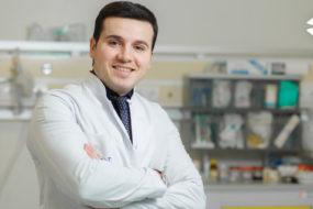 الدكتور صبحان حاجييف